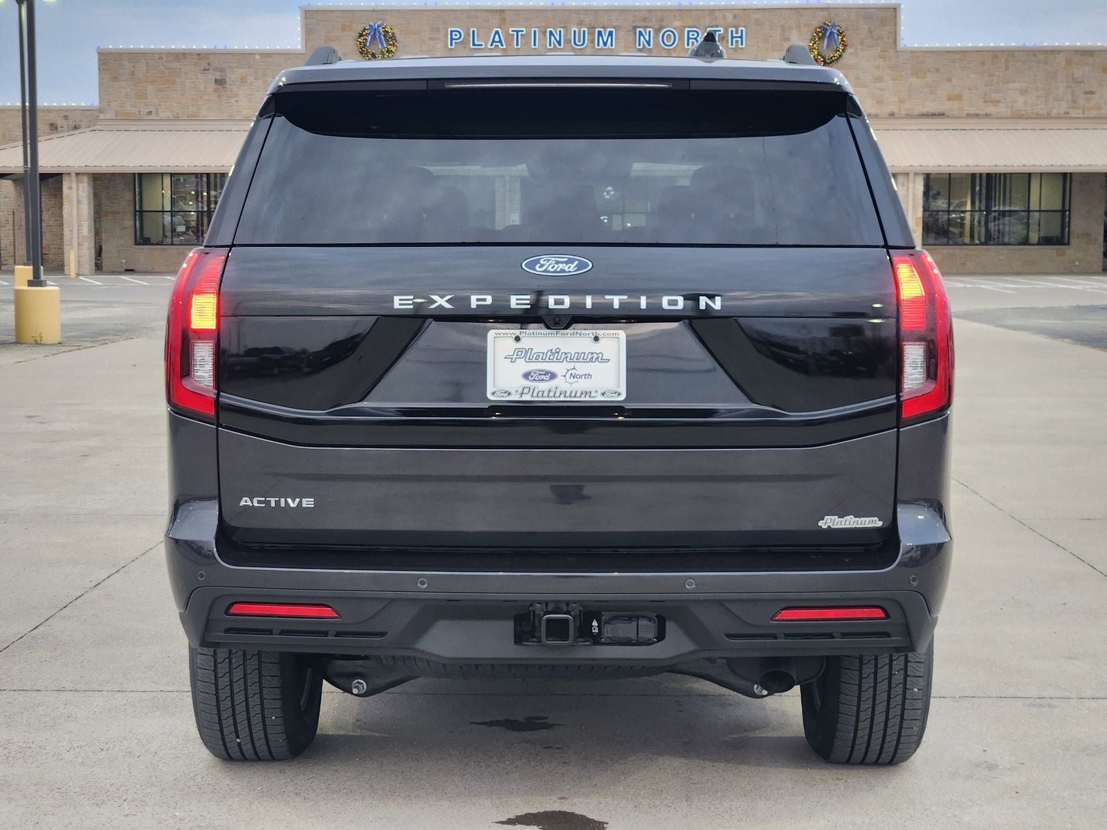 2026 Ford Expedition Active