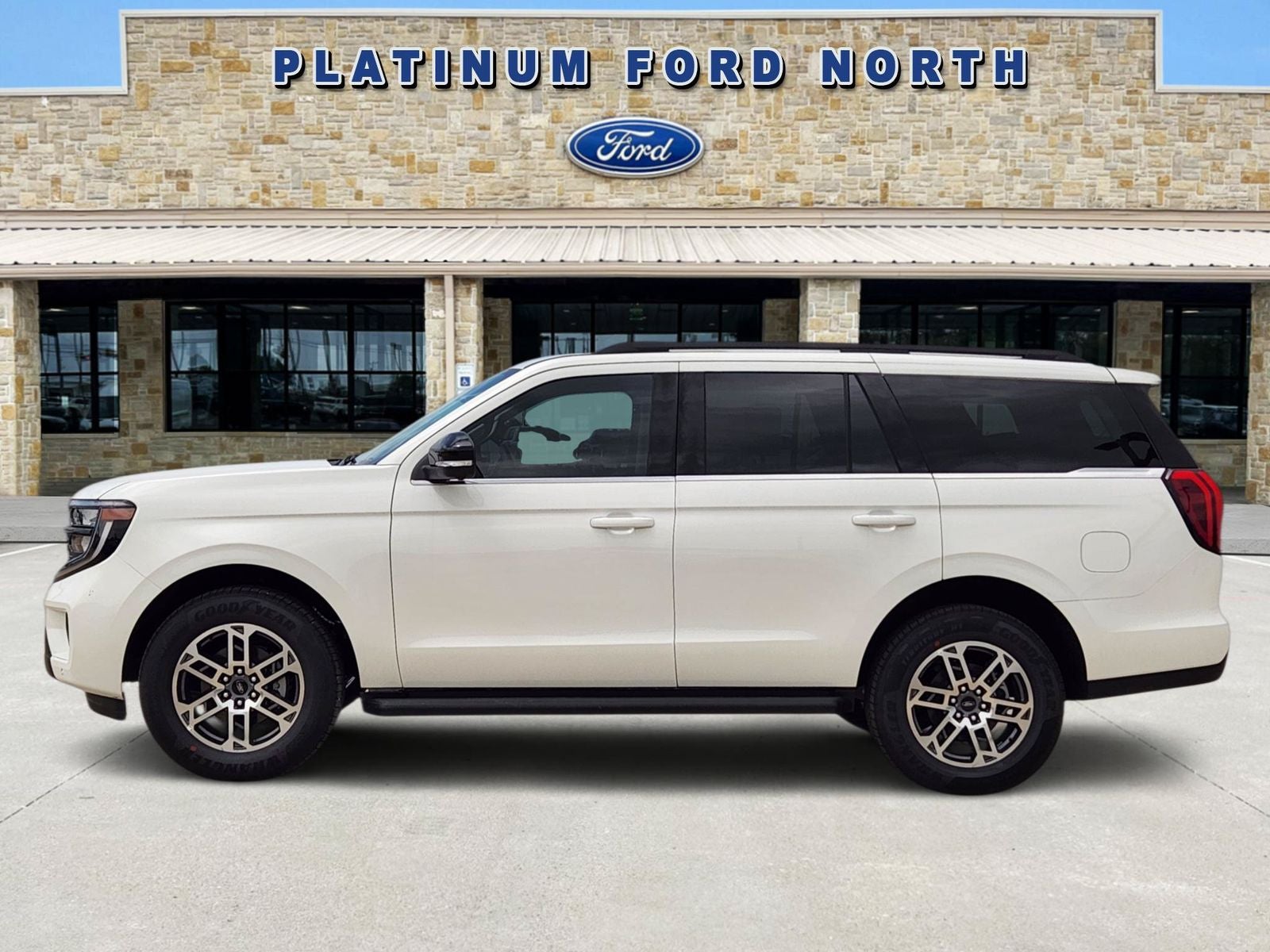 2026 Ford Expedition Active