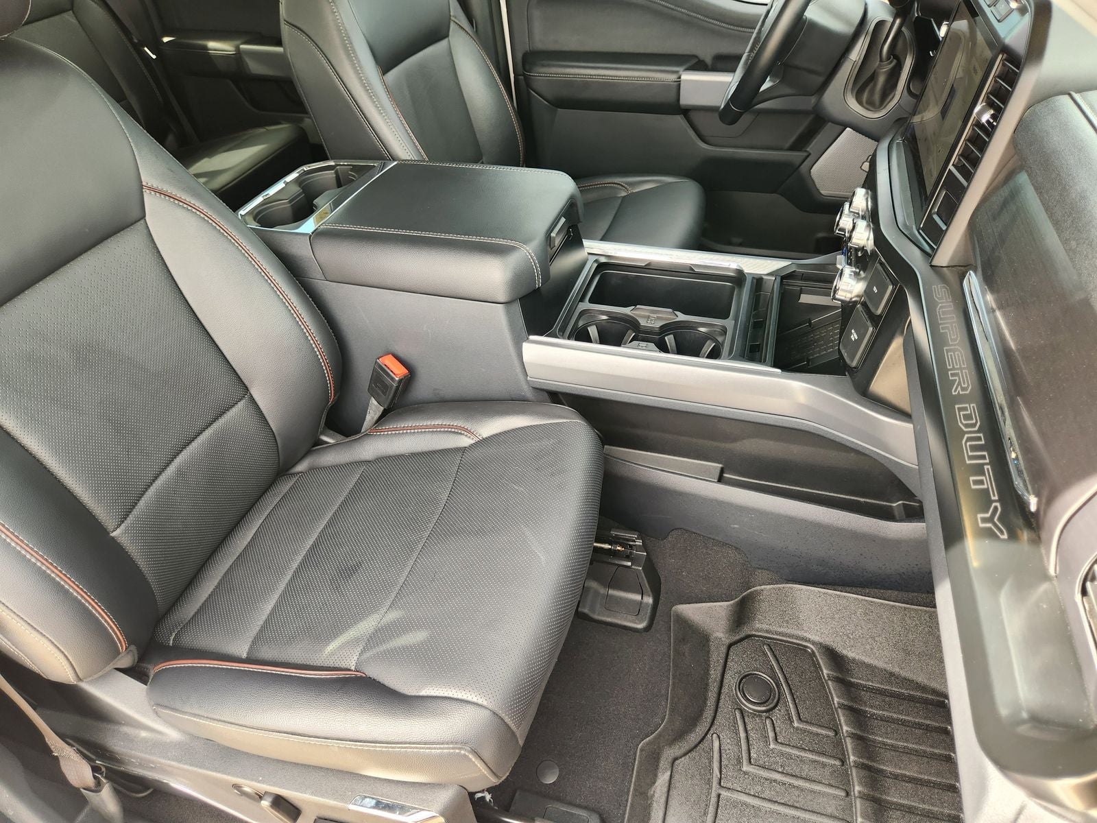 2024 Ford F-250SD Lariat