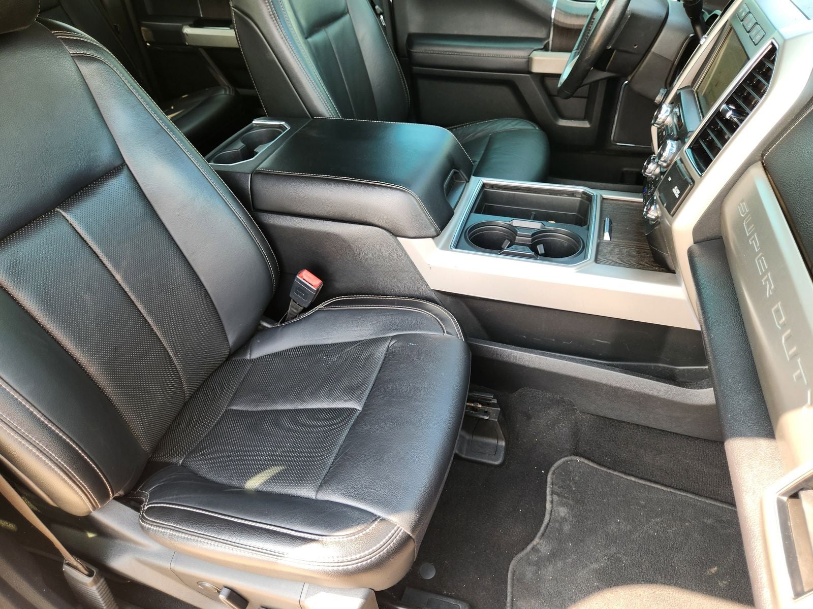 2020 Ford F-350SD Lariat
