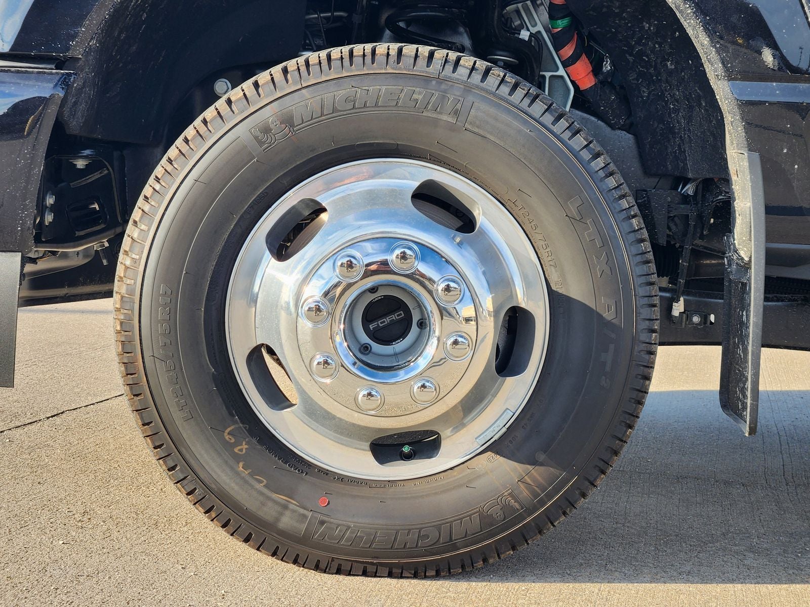 2026 Ford F-350SD Platinum DRW