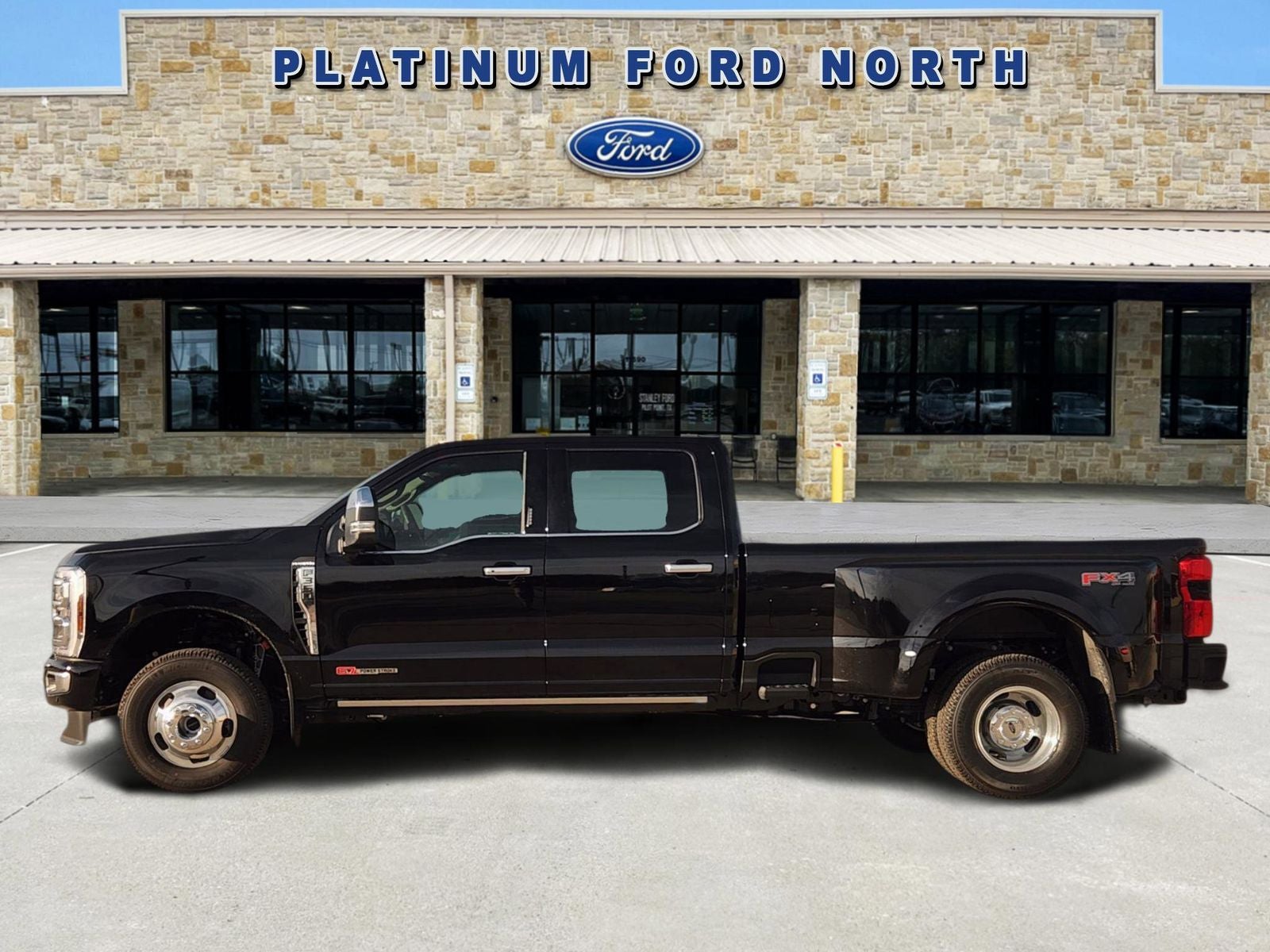 2026 Ford F-350SD Platinum DRW