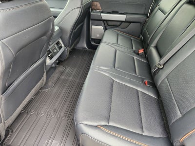 2026 Ford F-350SD Lariat DRW