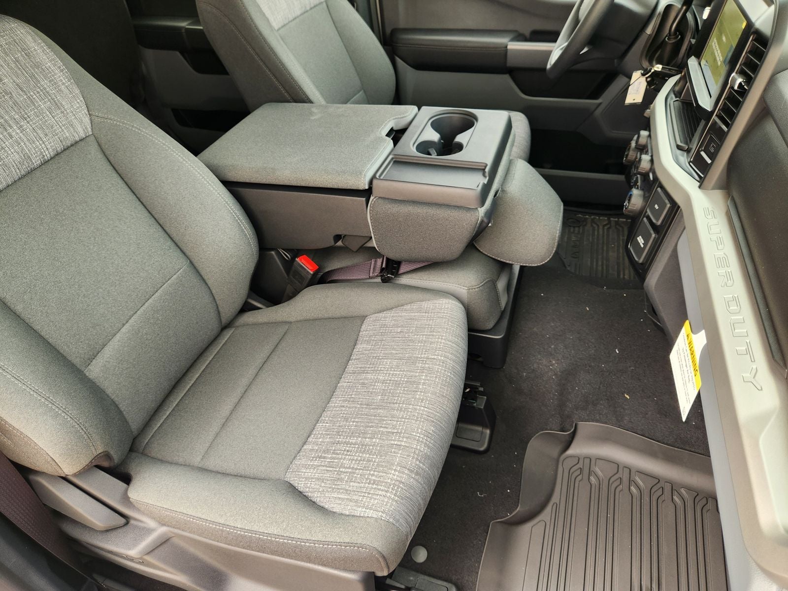 2026 Ford F-350SD XLT DRW