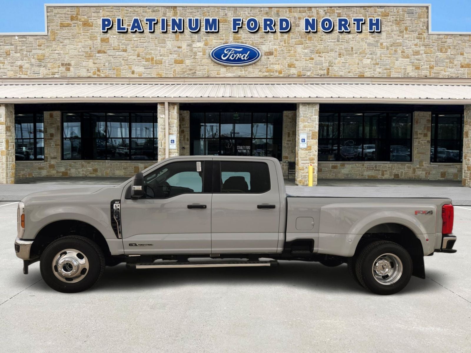 2026 Ford F-350SD XLT DRW