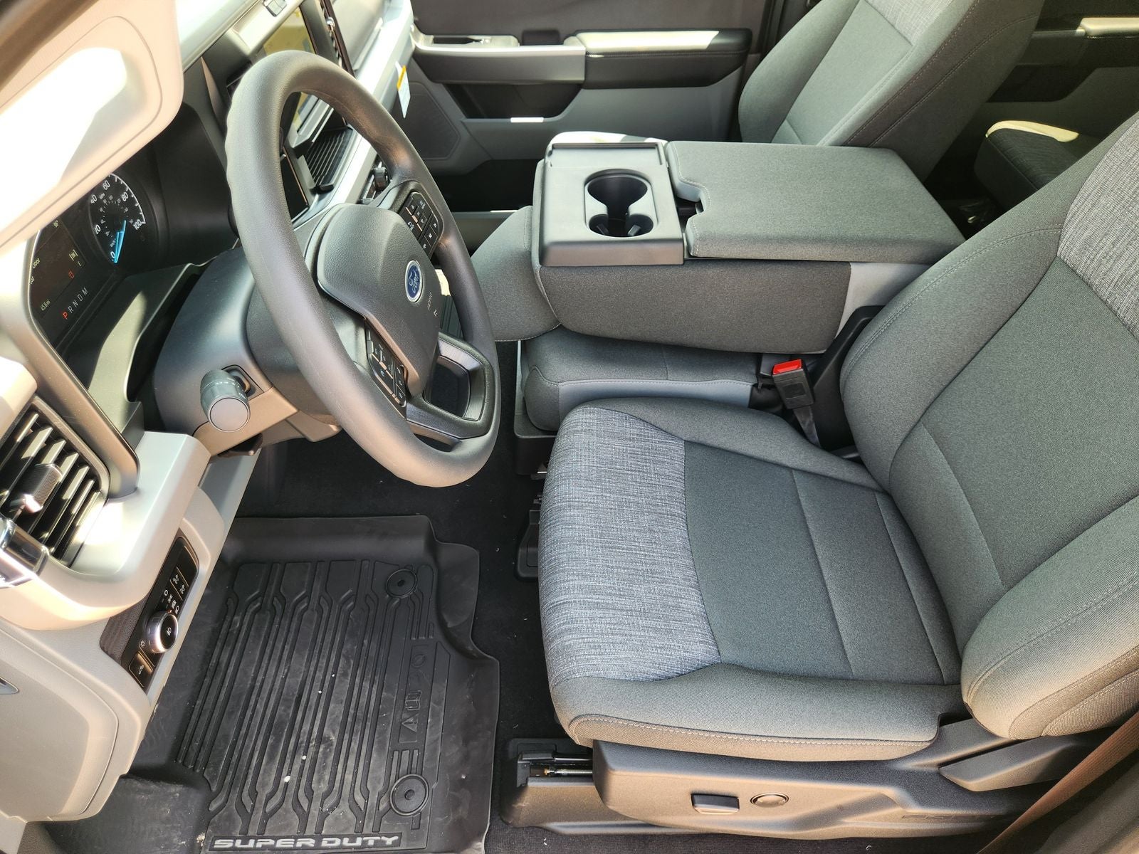 2026 Ford F-350SD XLT DRW