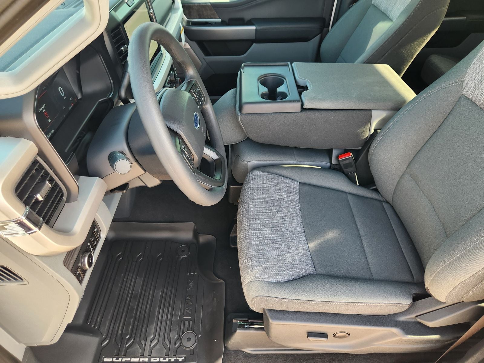 2026 Ford F-350SD XLT DRW