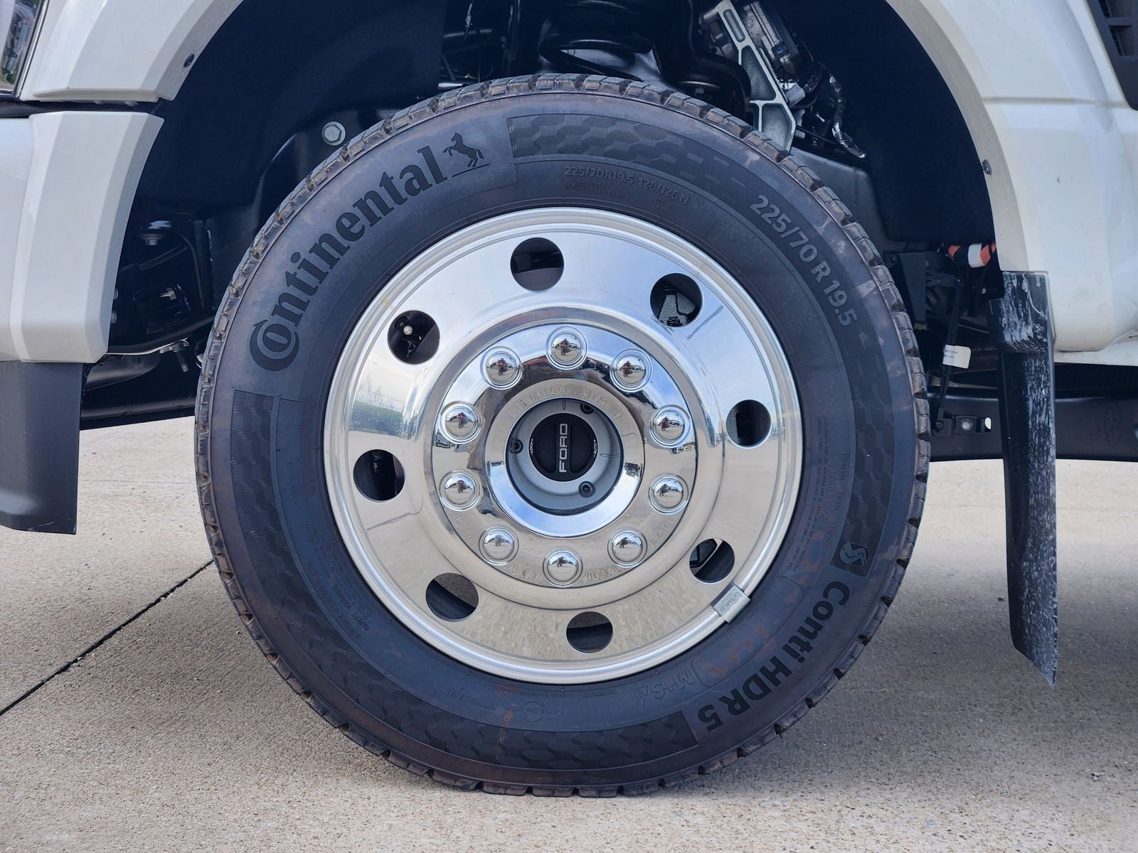 2026 Ford F-450SD Platinum DRW