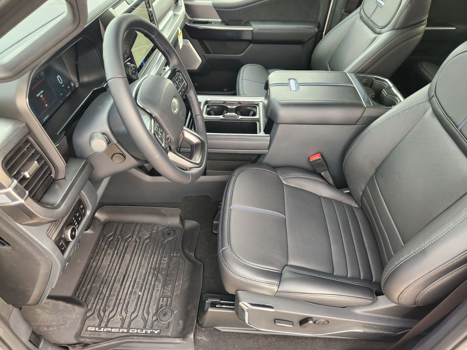 2026 Ford F-450SD Platinum DRW