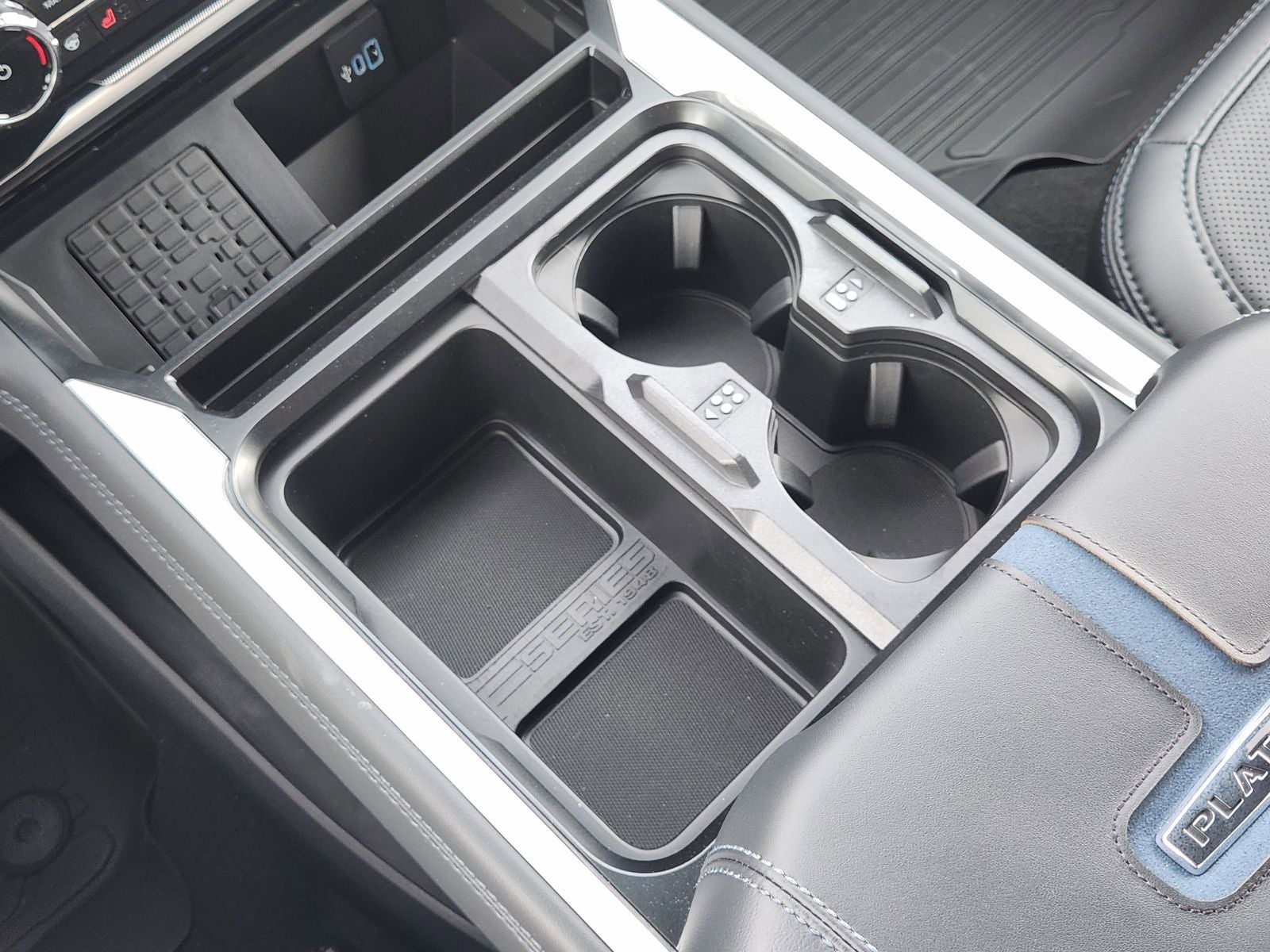 2026 Ford F-450SD Platinum DRW