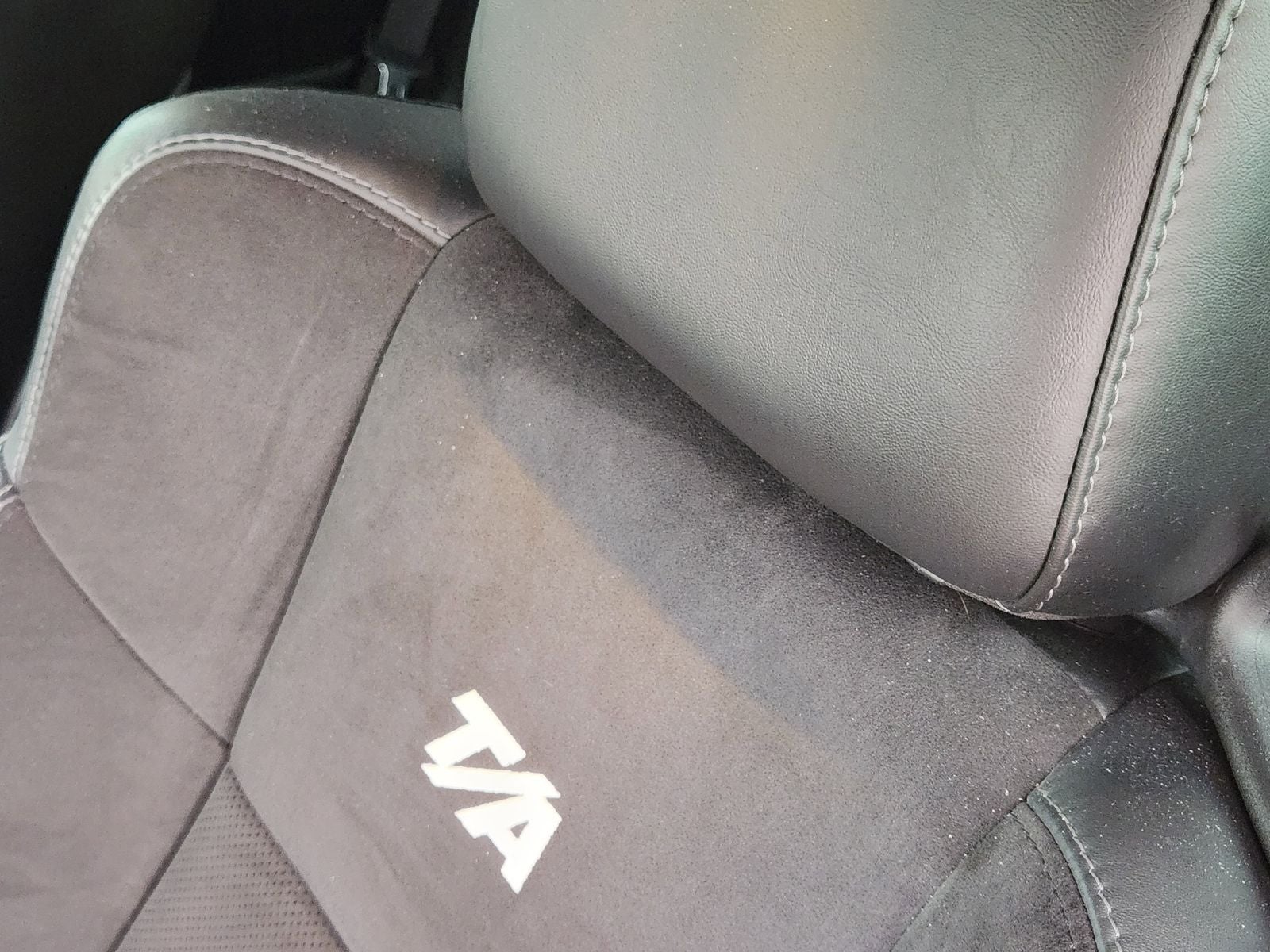 2017 Dodge Challenger R/T T/A 392