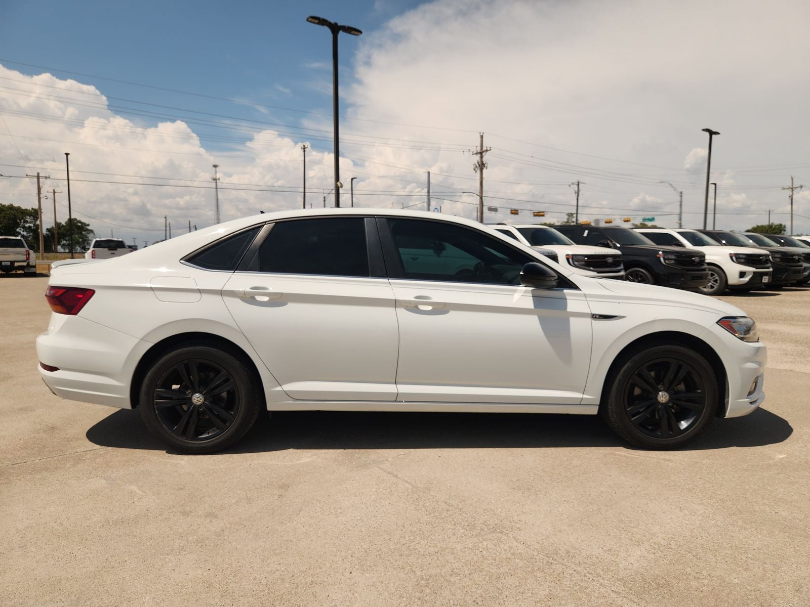 2019 Volkswagen Jetta R-Line