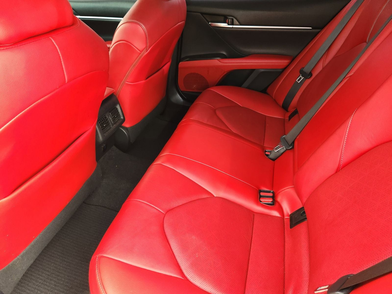 2021 Toyota Camry Hybrid XSE
