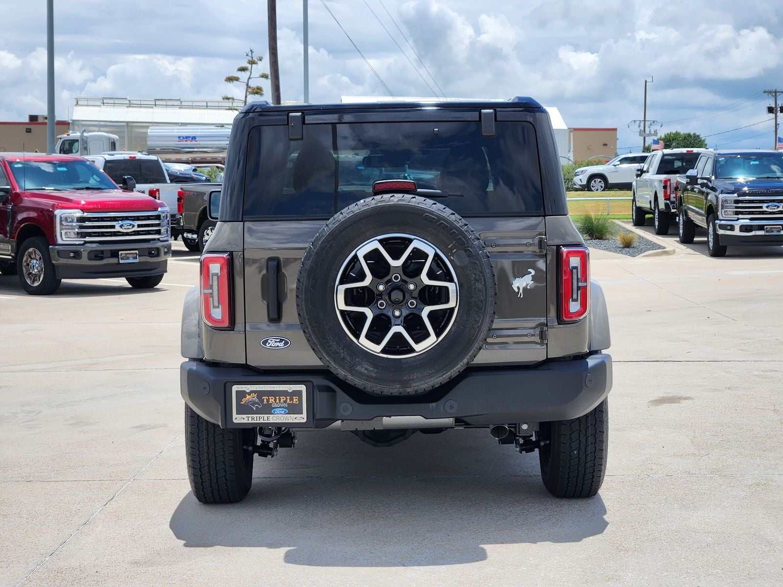 2026 Ford Bronco Outer Banks