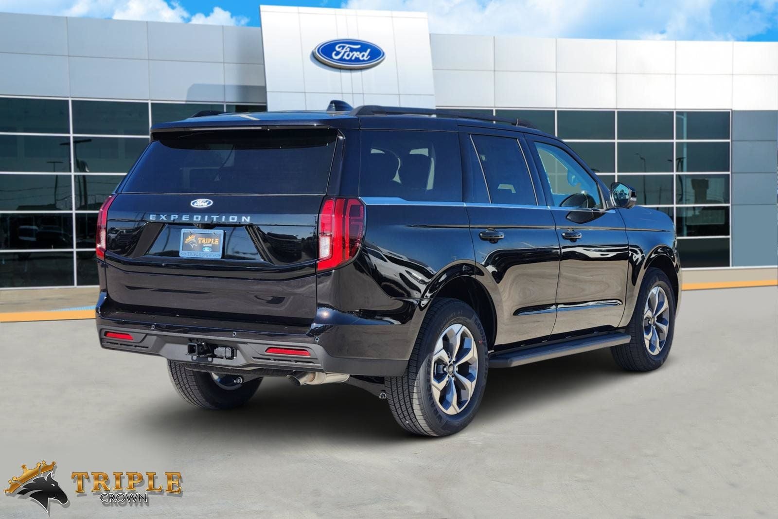 2027 Ford Expedition Active
