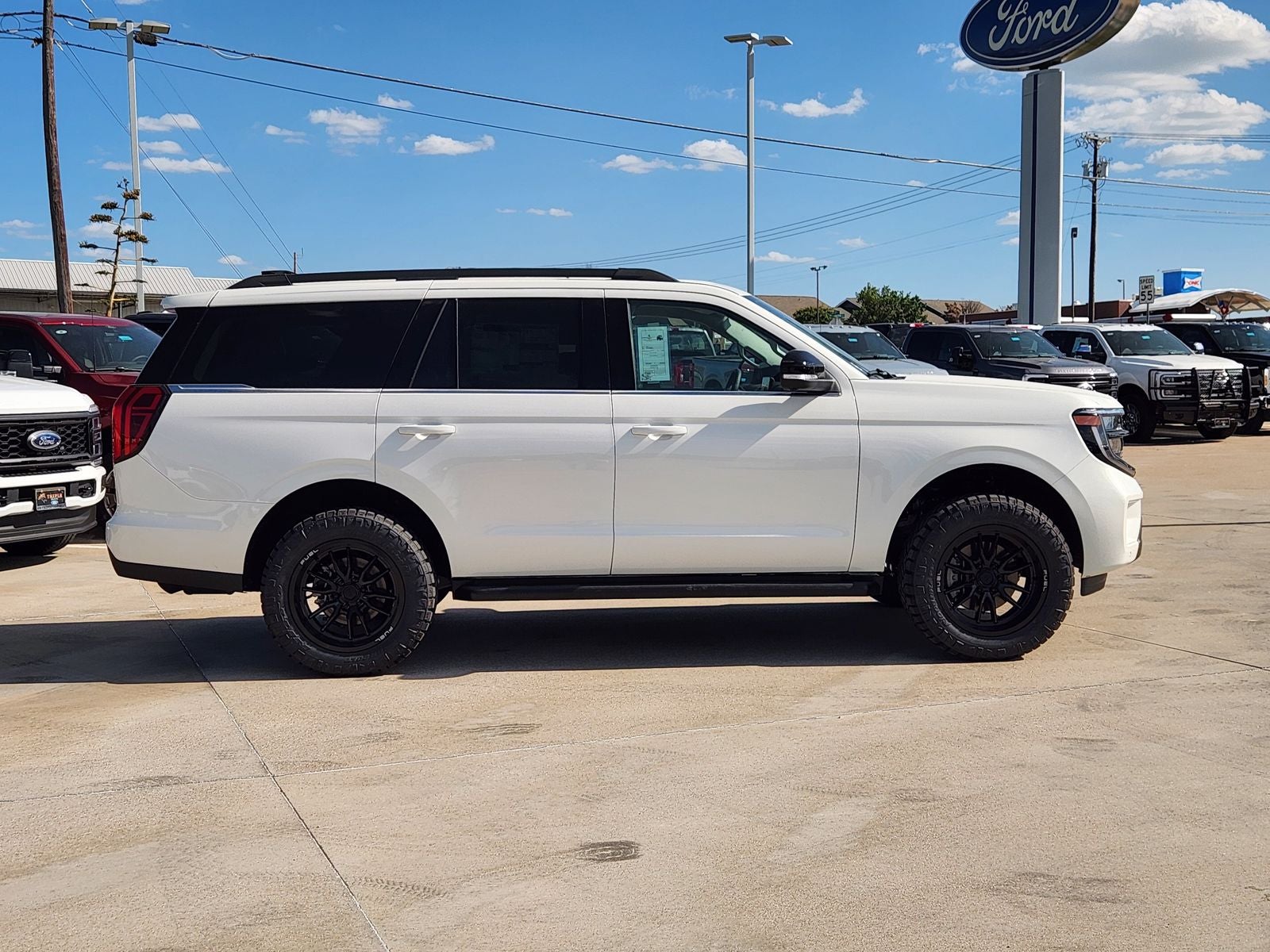 2026 Ford Expedition Active