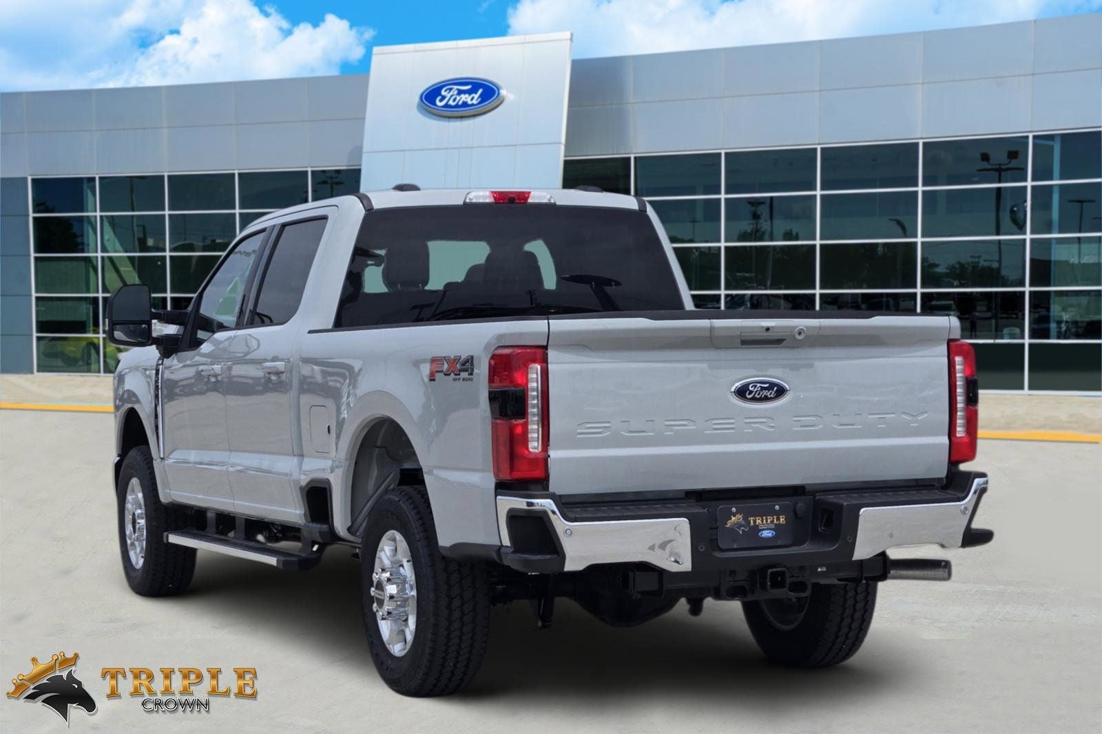 2026 Ford F-250SD XLT