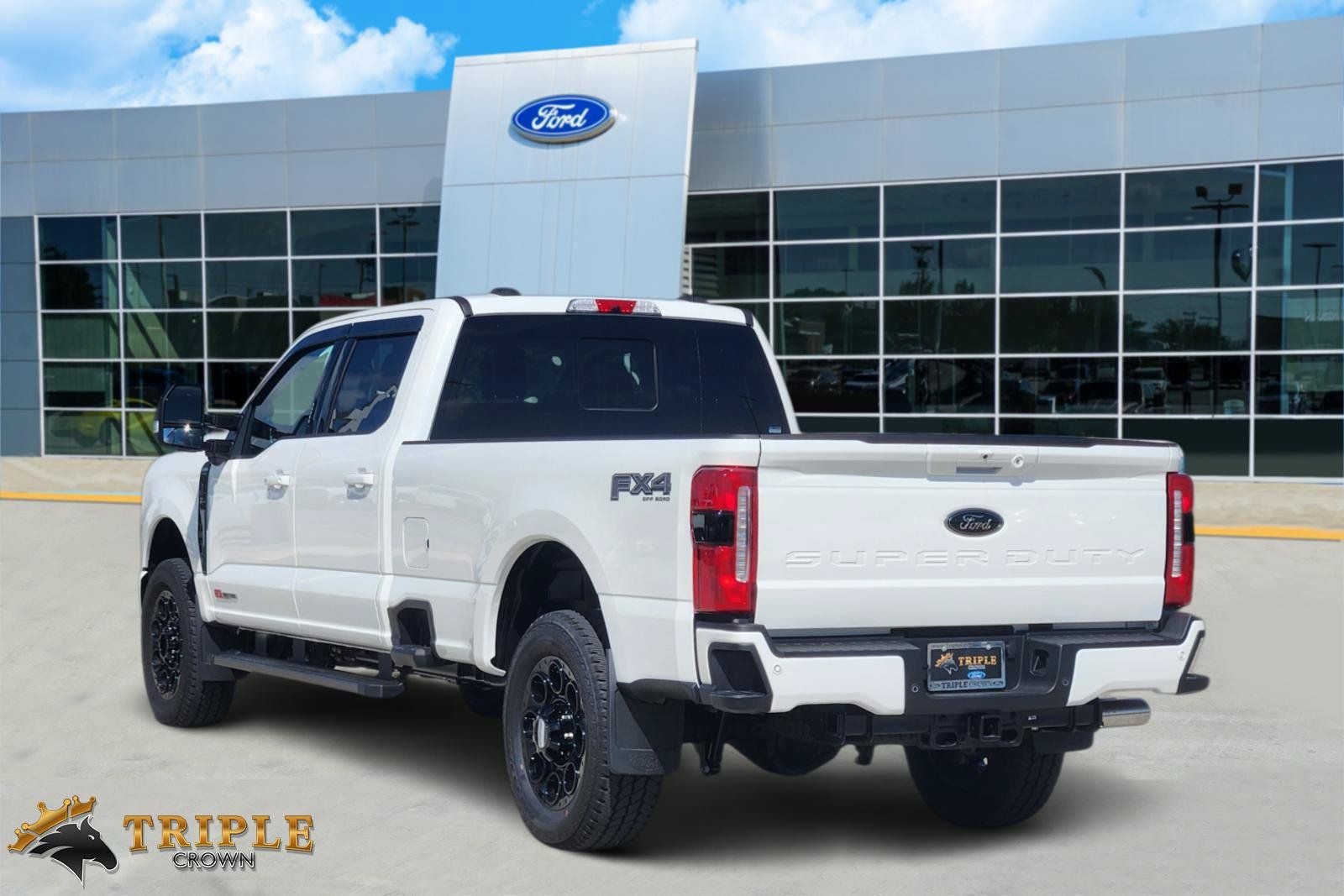 2026 Ford F-350SD Lariat