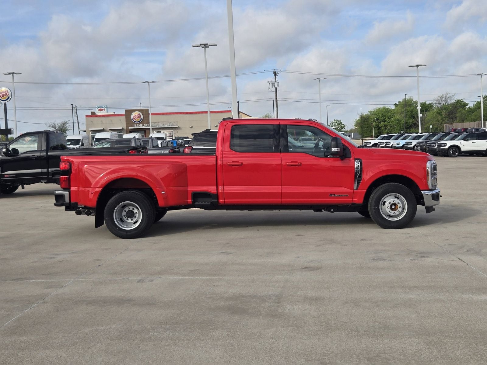 2026 Ford F-350SD XLT DRW