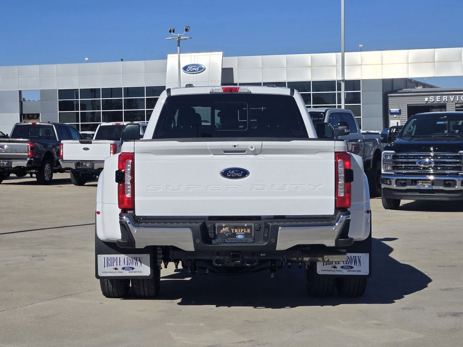 2026 Ford F-350SD Lariat DRW