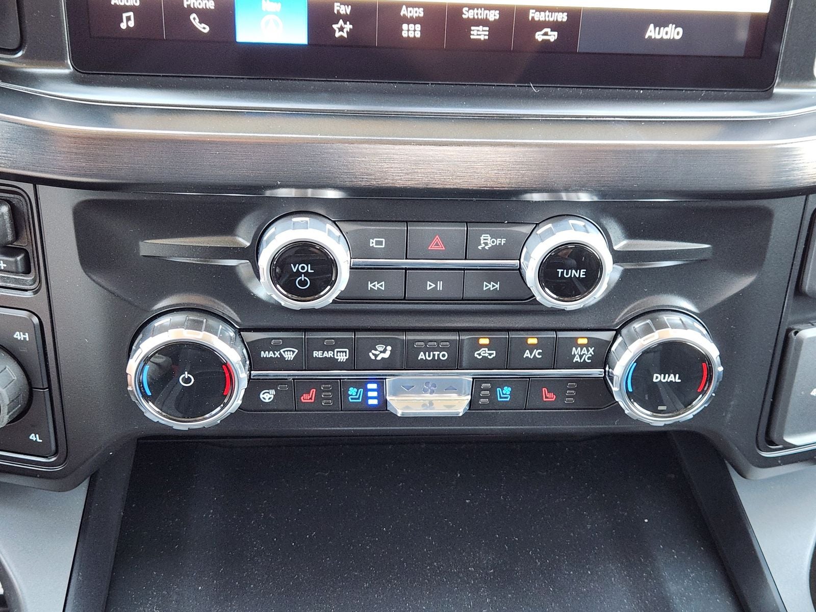 2026 Ford F-350SD Lariat DRW