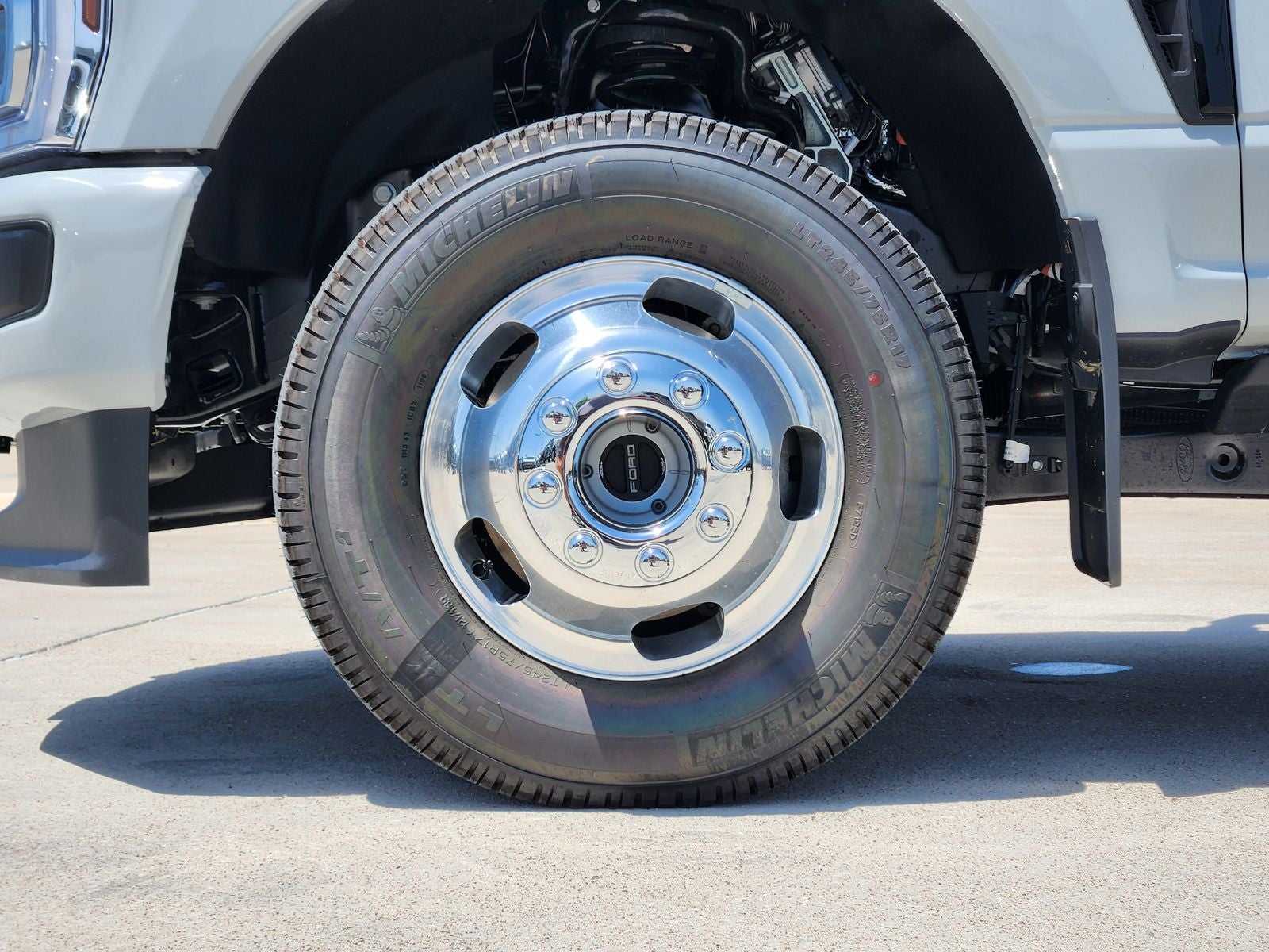 2026 Ford F-350SD Platinum DRW