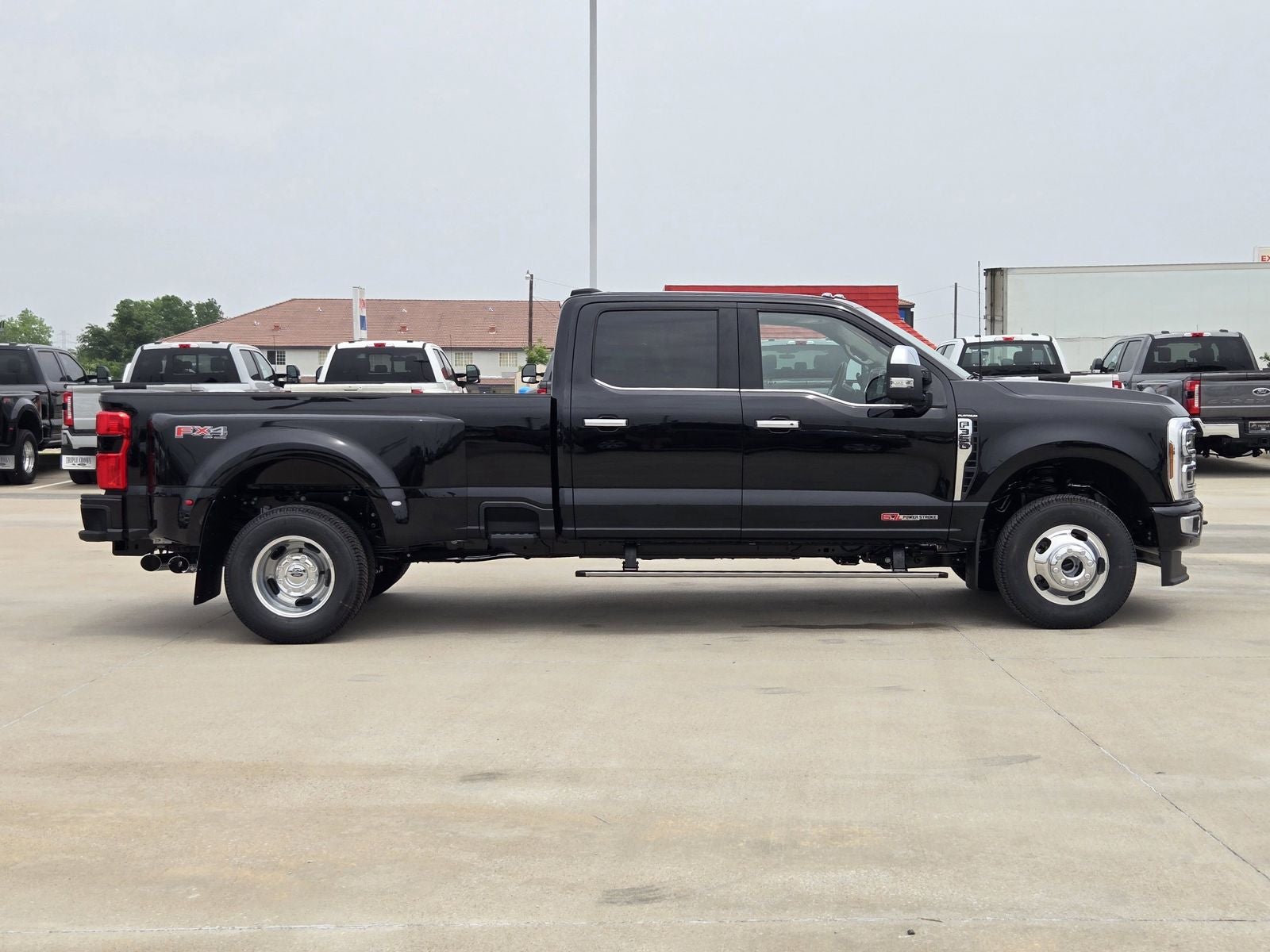 2026 Ford F-350SD Platinum DRW