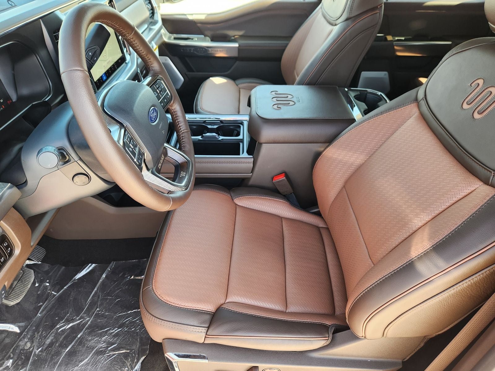 2027 Ford F-350SD King Ranch DRW