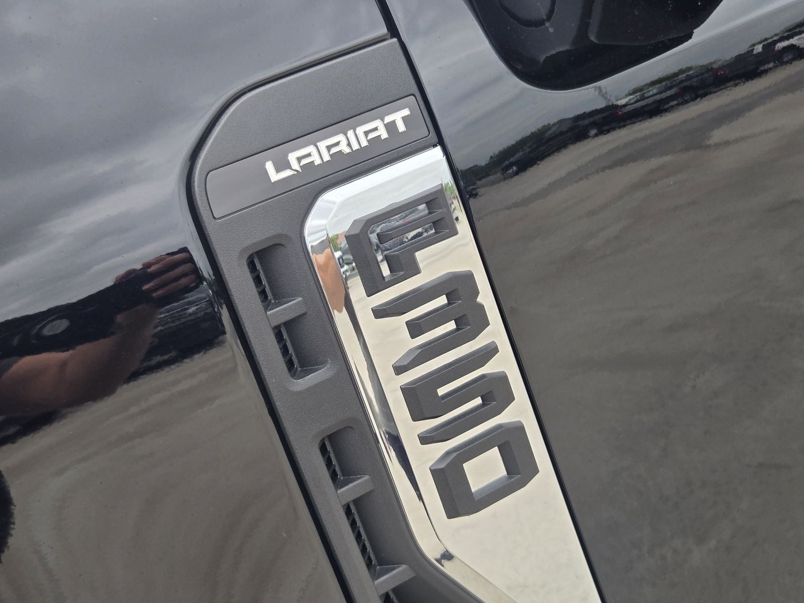 2026 Ford F-350SD Lariat DRW