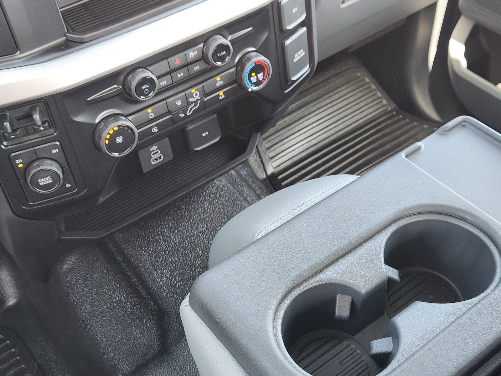 2027 Ford F-350SD XL DRW