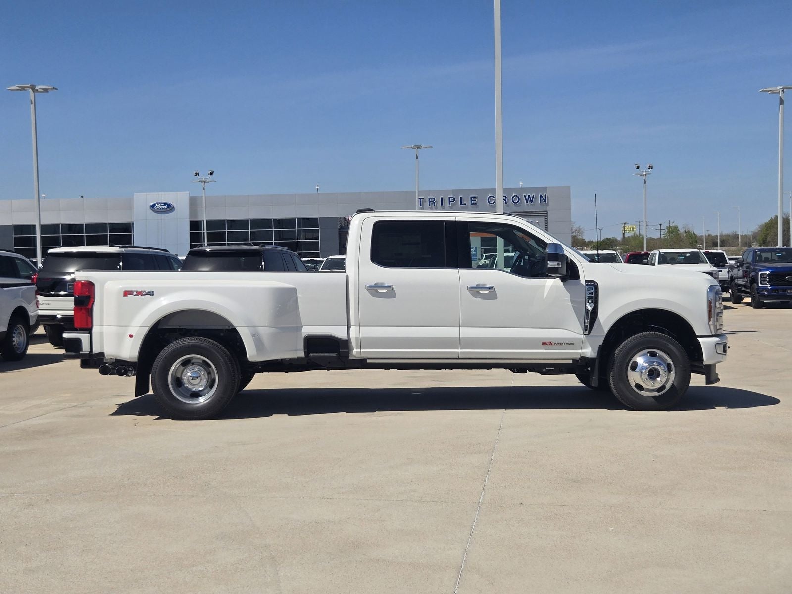 2026 Ford F-350SD Platinum DRW