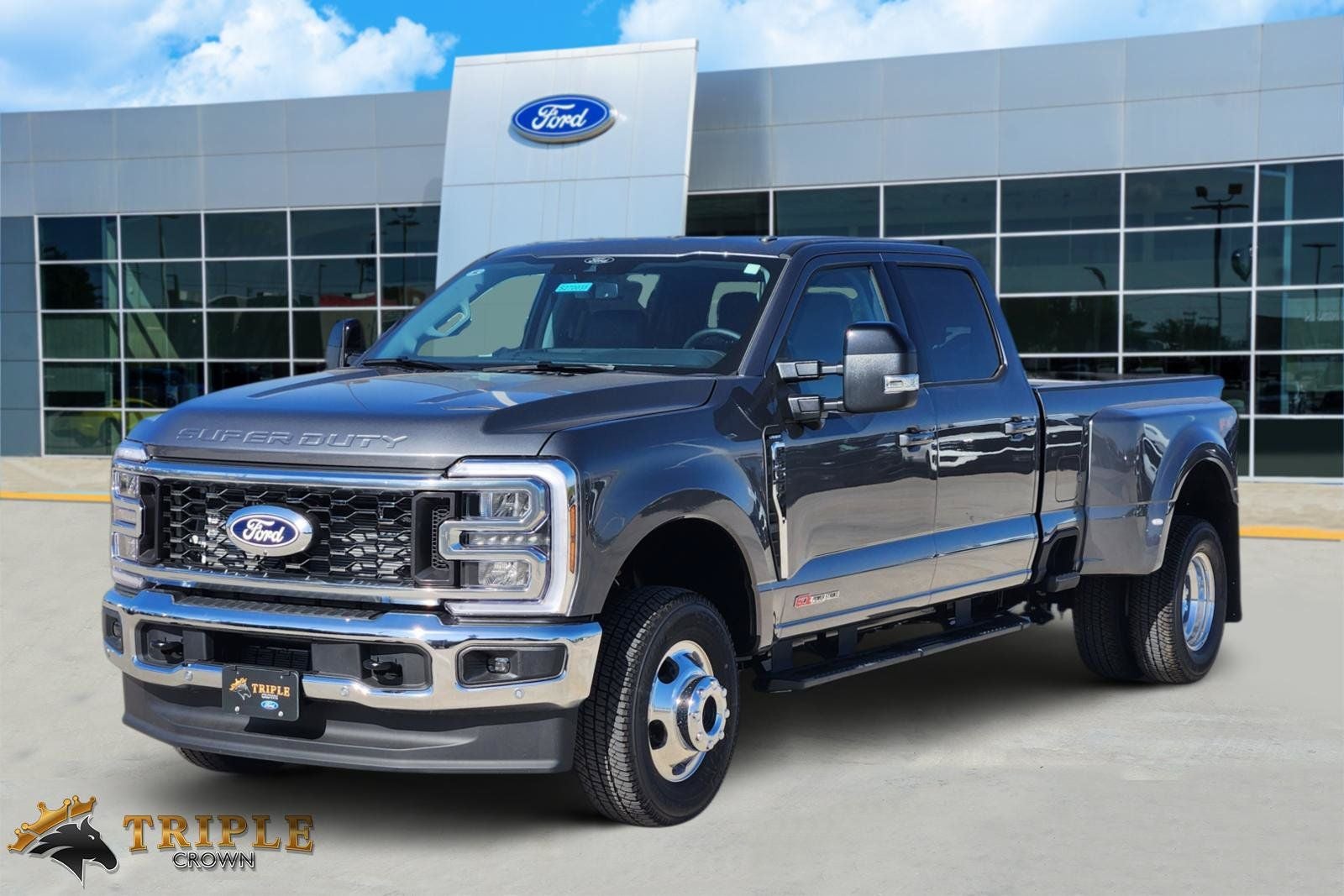 2027 Ford F-350SD Lariat DRW