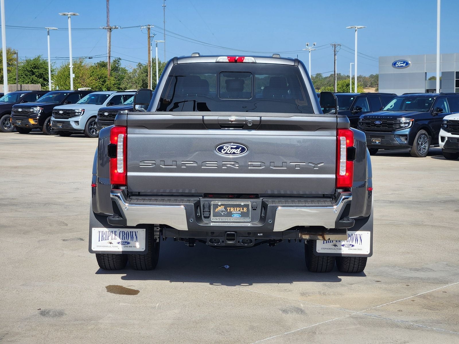 2027 Ford F-350SD Lariat DRW