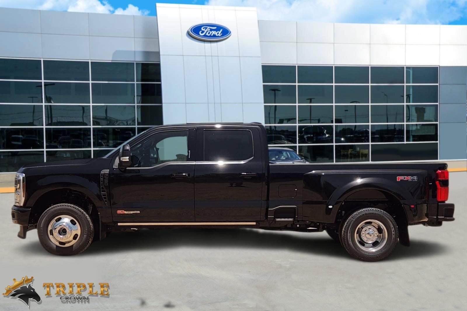 2026 Ford F-350SD Platinum DRW
