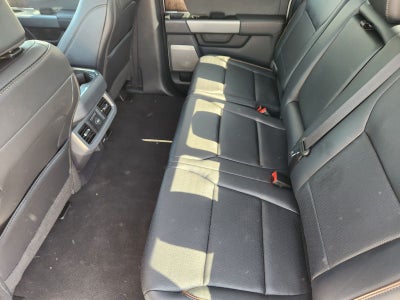 2026 Ford F-350SD Lariat DRW