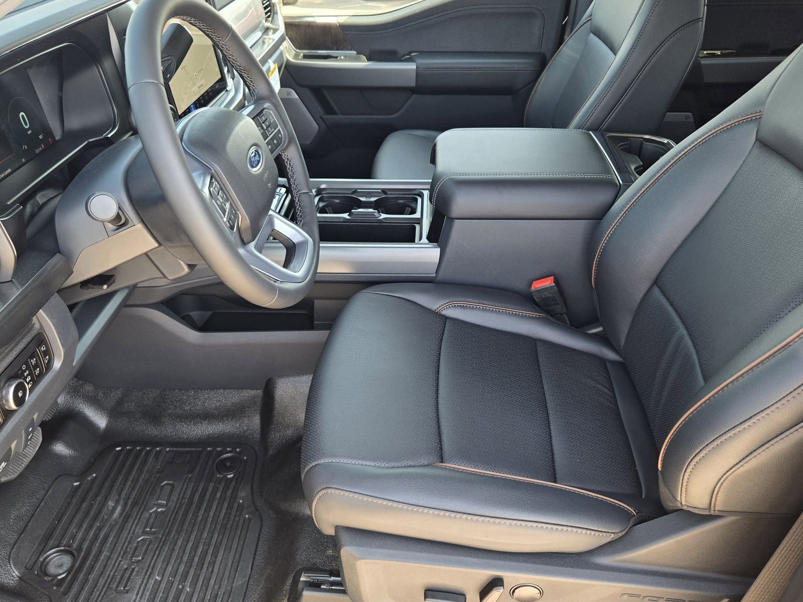 2026 Ford F-350SD Lariat DRW