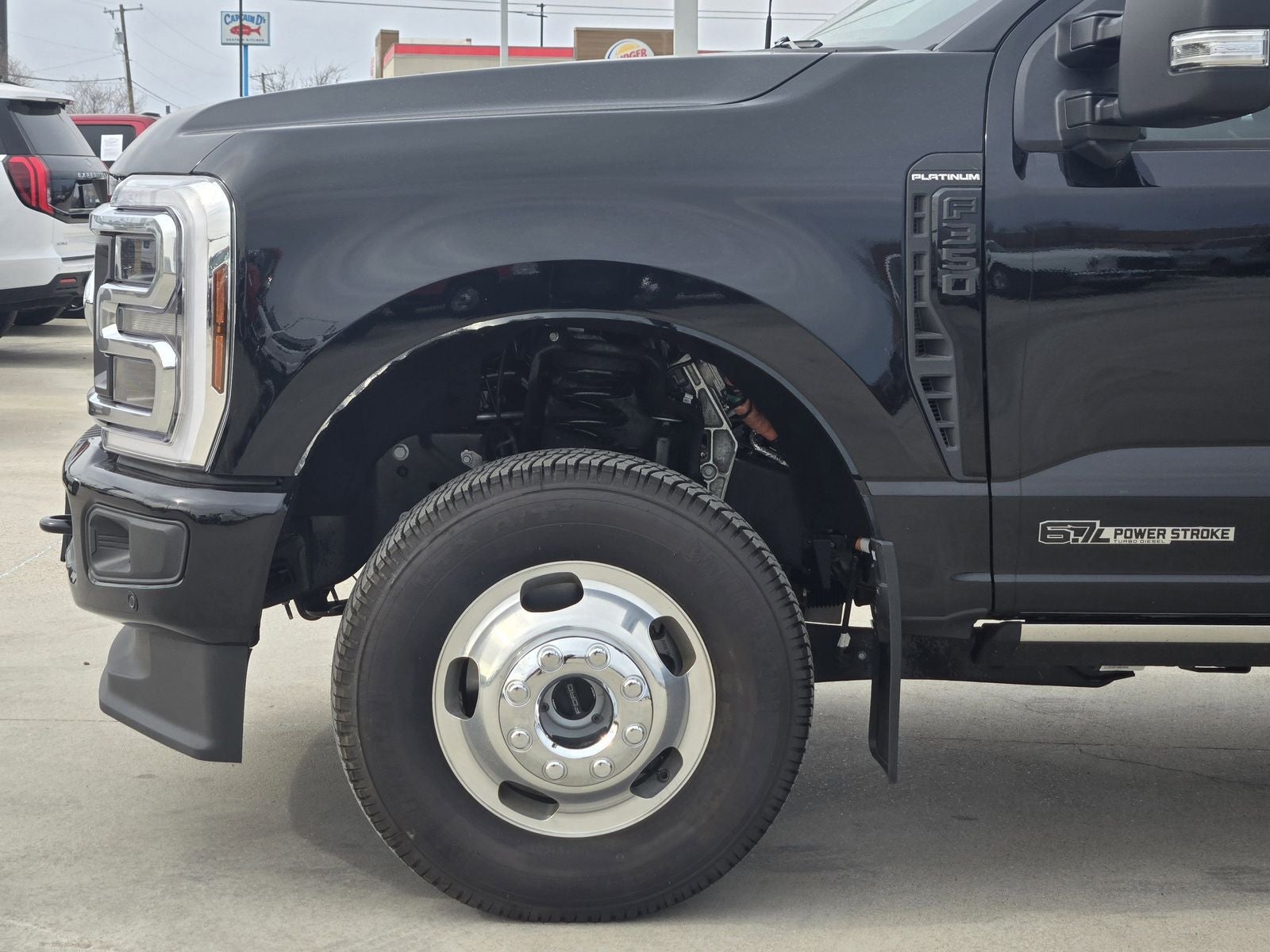 2025 Ford F-350SD Platinum DRW