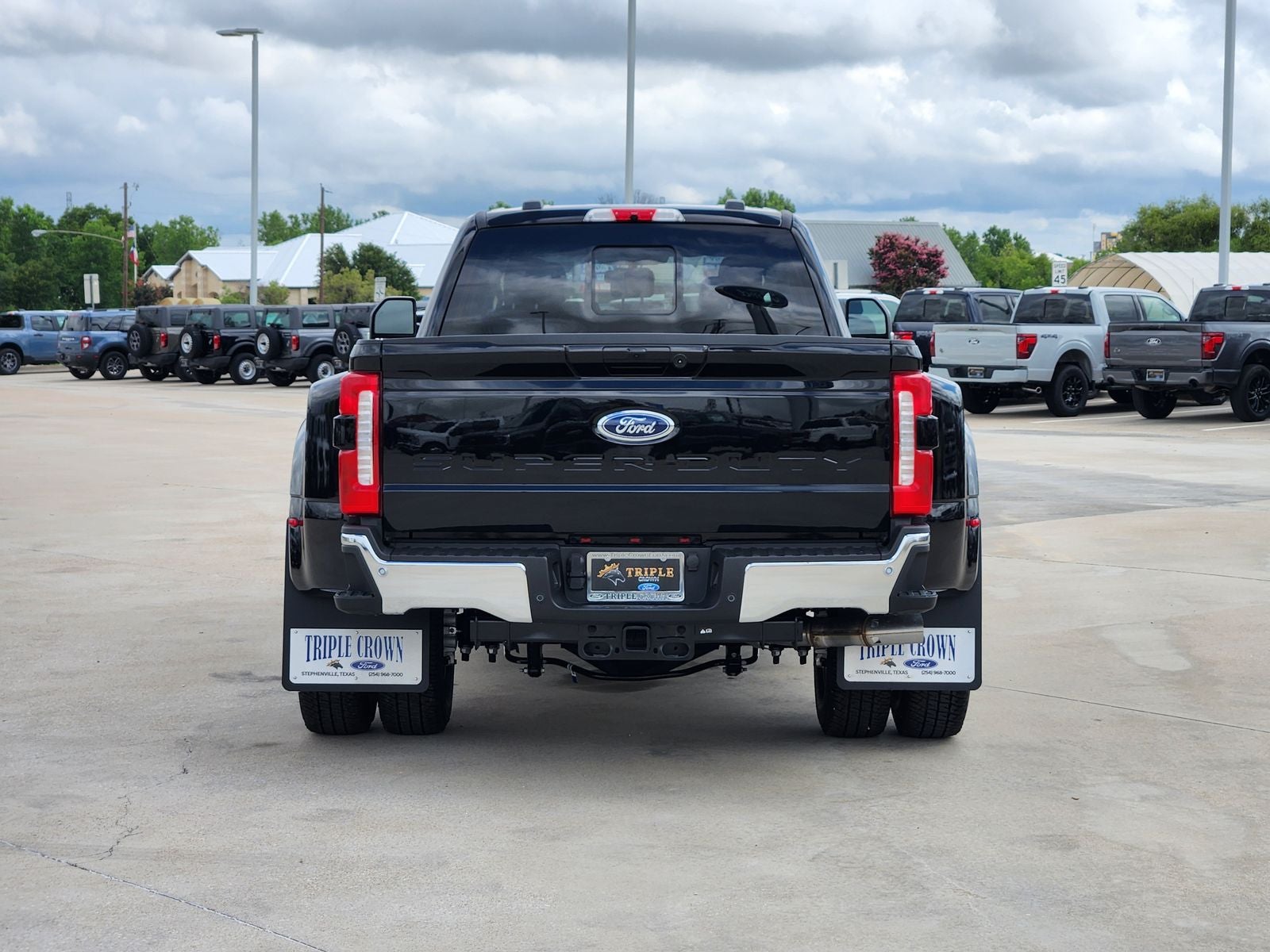 2026 Ford F-350SD Lariat DRW