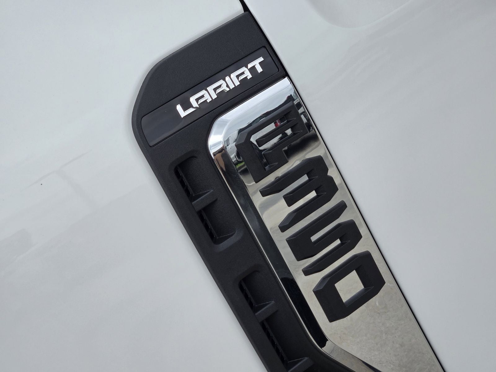 2026 Ford F-350SD Lariat DRW