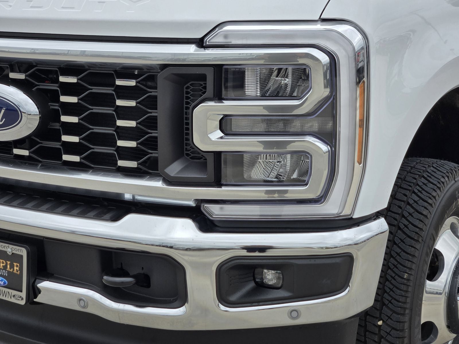 2026 Ford F-350SD Lariat DRW