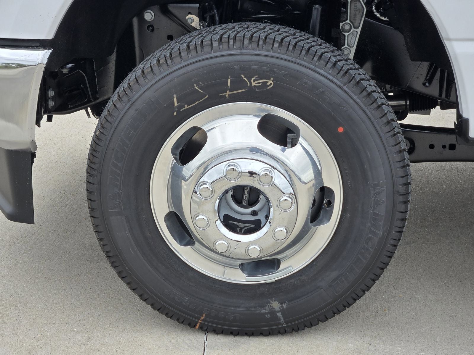 2026 Ford F-350SD Lariat DRW