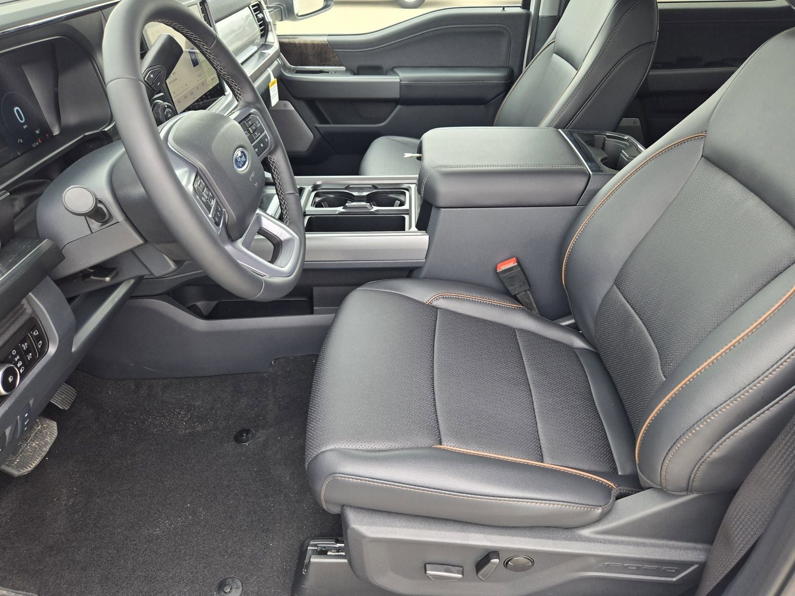 2026 Ford F-350SD Lariat DRW