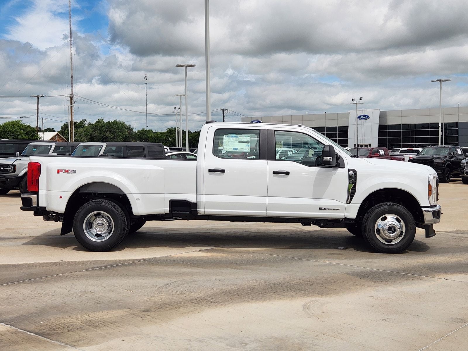 2026 Ford F-350SD XL DRW