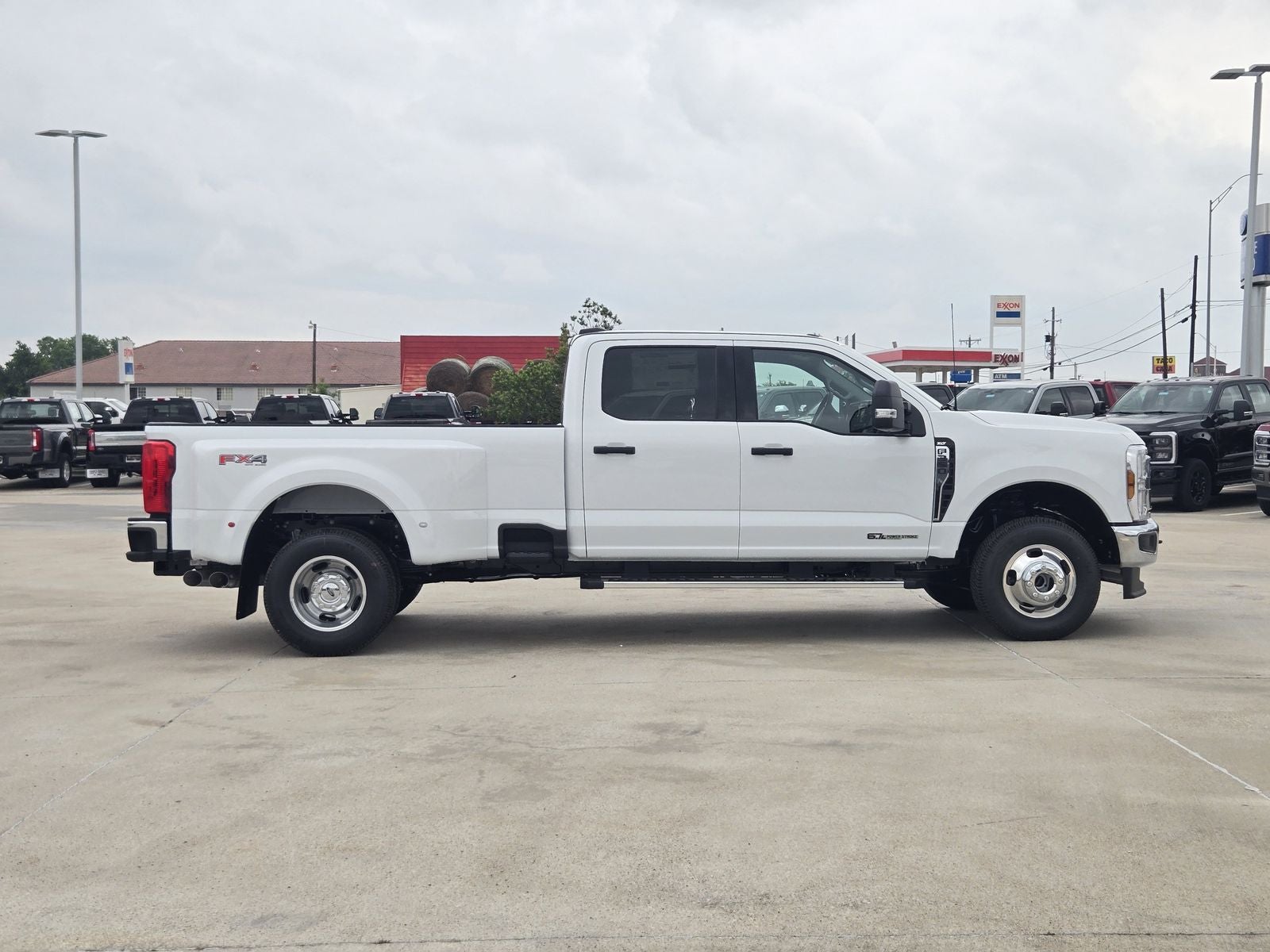 2026 Ford F-350SD XLT DRW