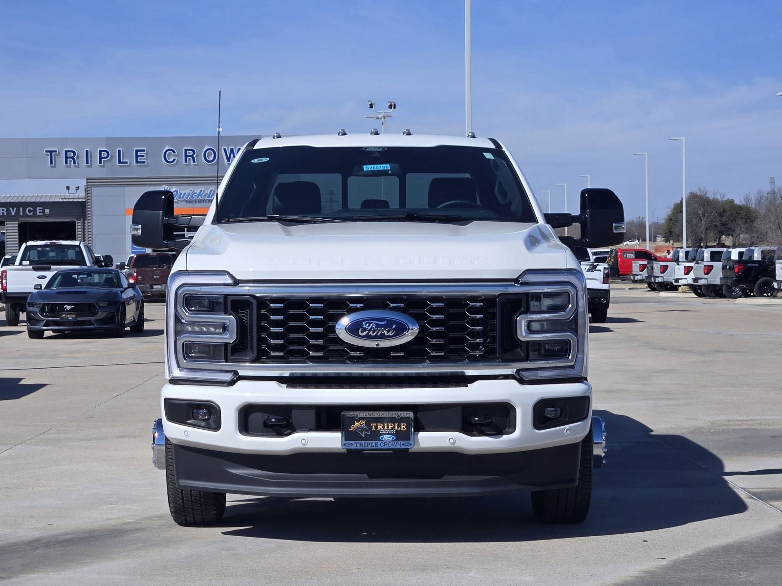2026 Ford F-350SD Platinum DRW
