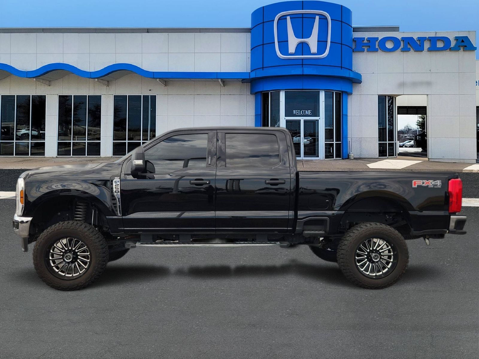 2024 Ford F-250SD XLT