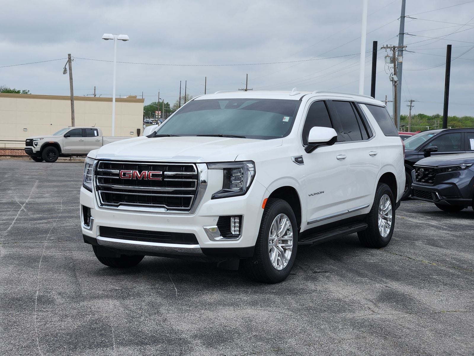 2024 GMC Yukon SLT