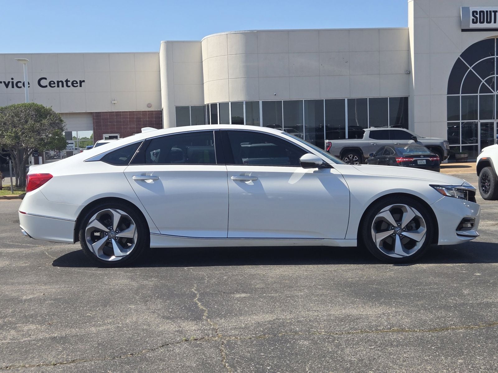 2019 Honda Accord Touring 2.0T