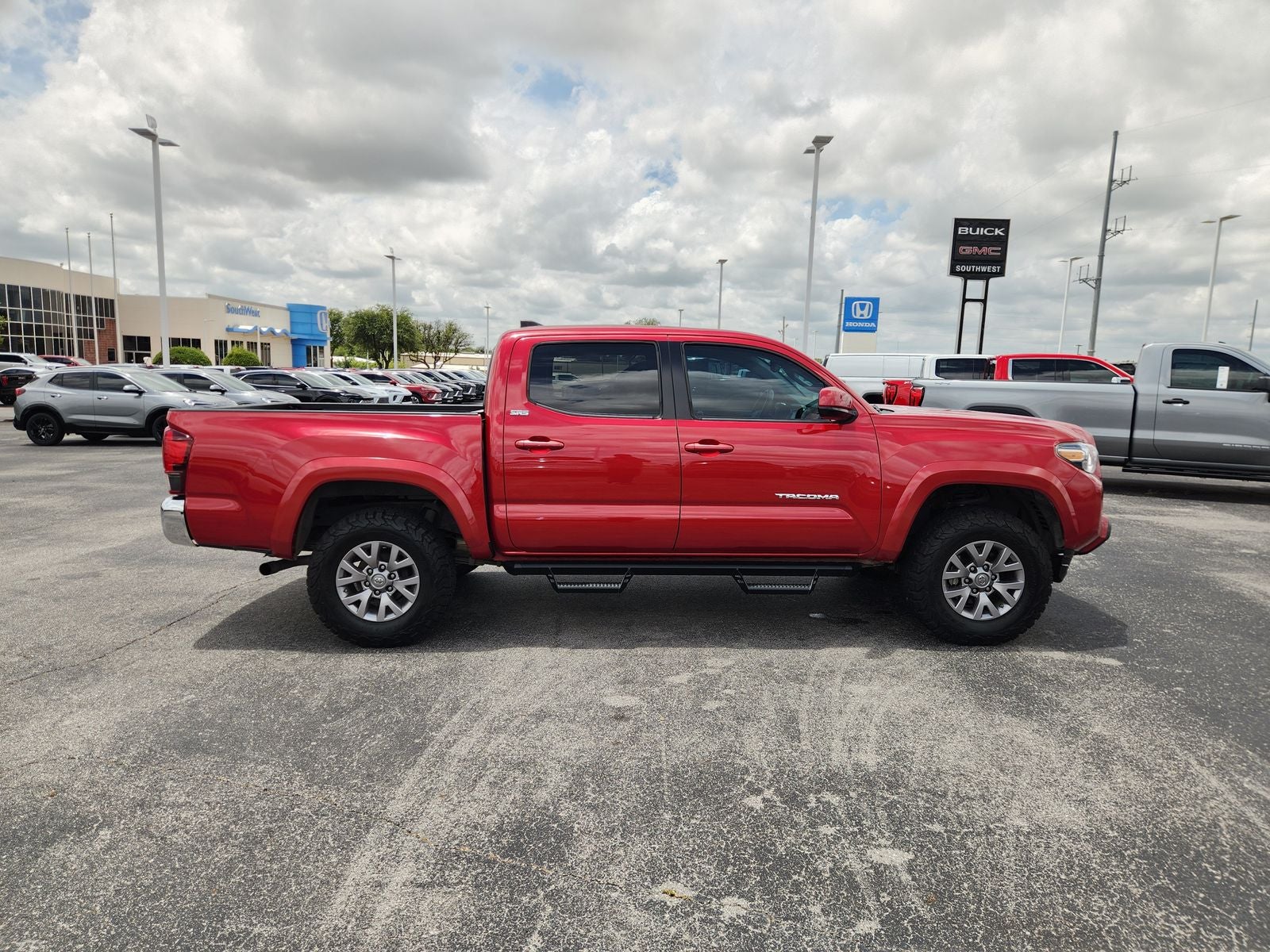 2019 Toyota Tacoma SR5 V6