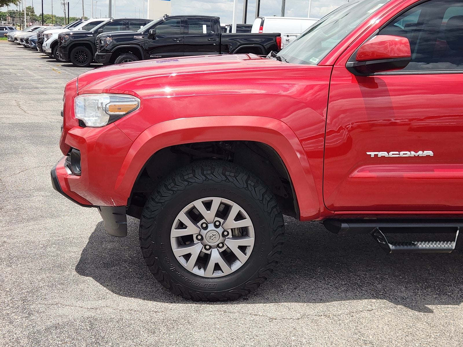 2019 Toyota Tacoma SR5 V6